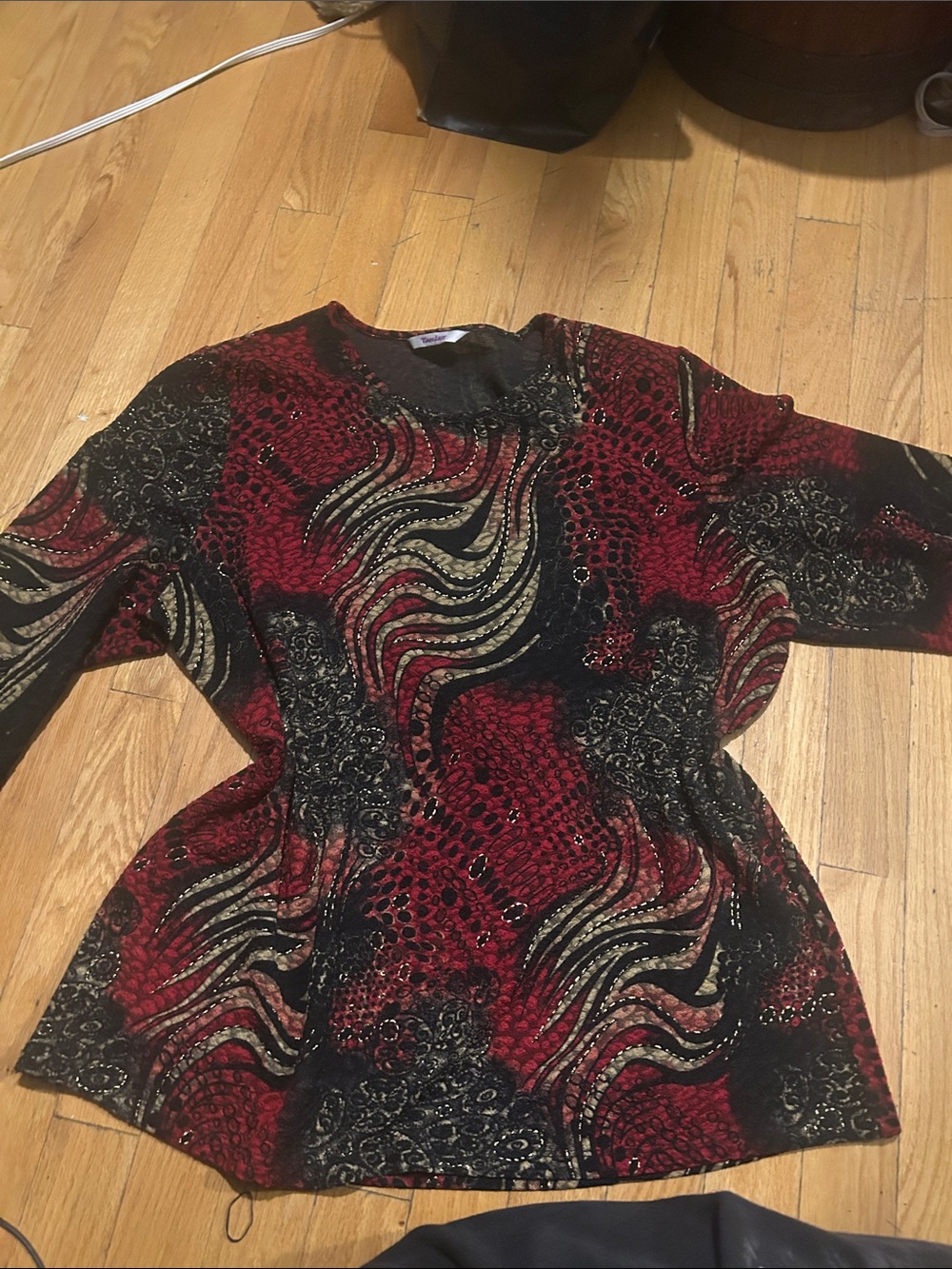 Tanjay y2k black,red and gold blouse